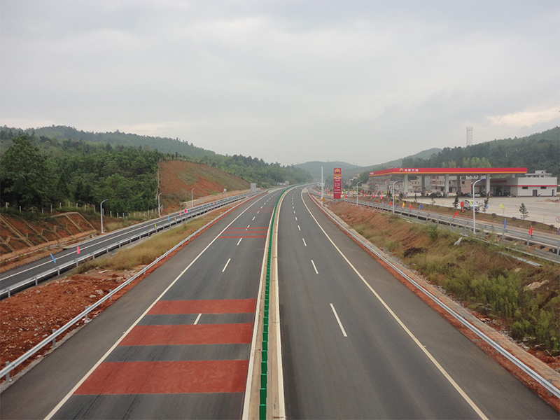 道路标线厂家价格比较分析！